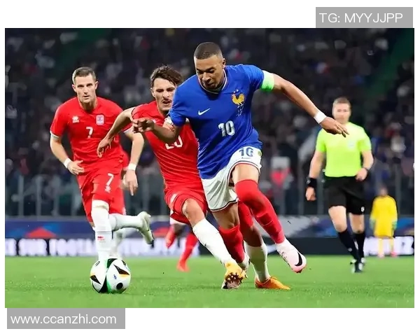 姆巴佩领衔新一代足球巨星崛起，未来赛场的无限可能与挑战