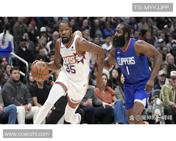 快船与雷霆季后赛第五场激战回顾与精彩瞬间分析