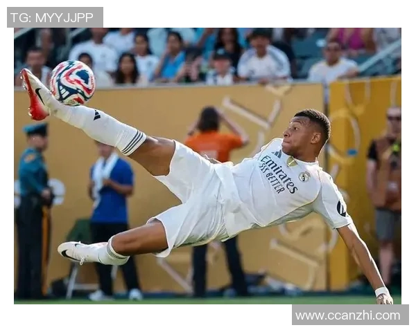 姆巴佩闪耀绿茵场再创佳绩球迷热议他的未来发展与潜力